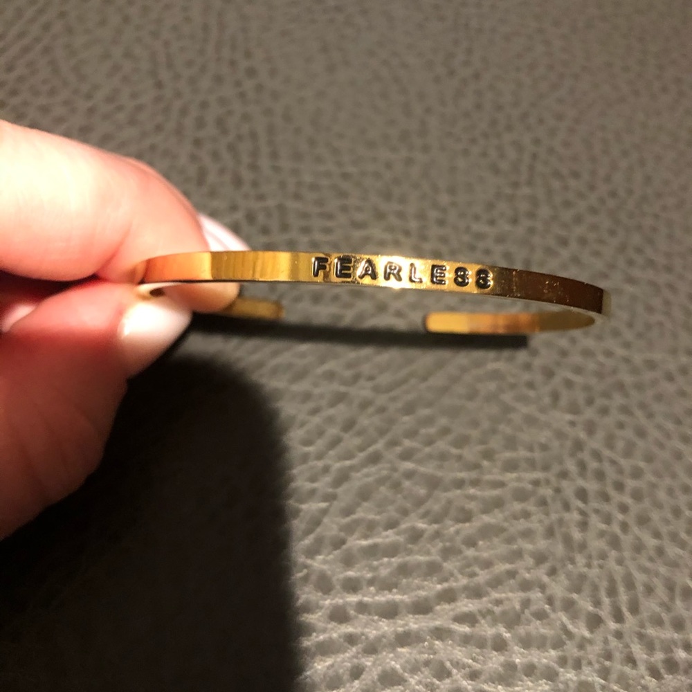Gold mantraband "fearless"